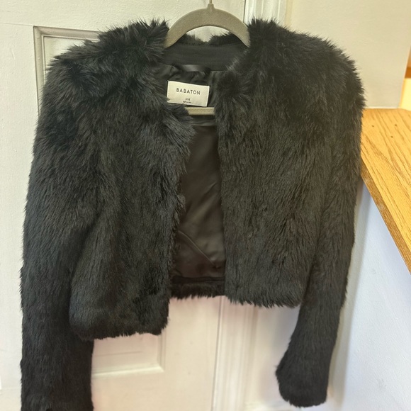 Babaton Black faux fur Jacket- xxs🐻 - Picture 4 of 6